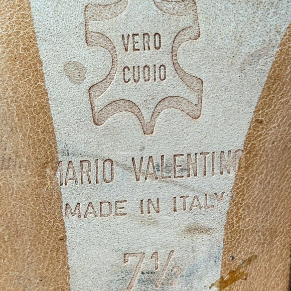 Size 7 1/2 Italian Light Brown Pump with Silver Metallic Heel, Mario Valentino - Picture 12 of 12